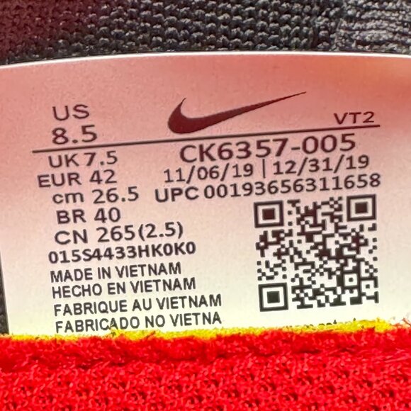 Nike Renew Run Black White University Red - Picture 9 of 10